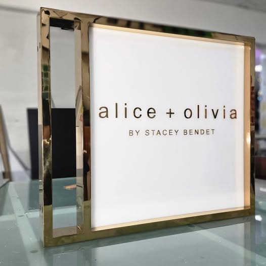Illuminated Signs — custom sign fabrication in Chicago